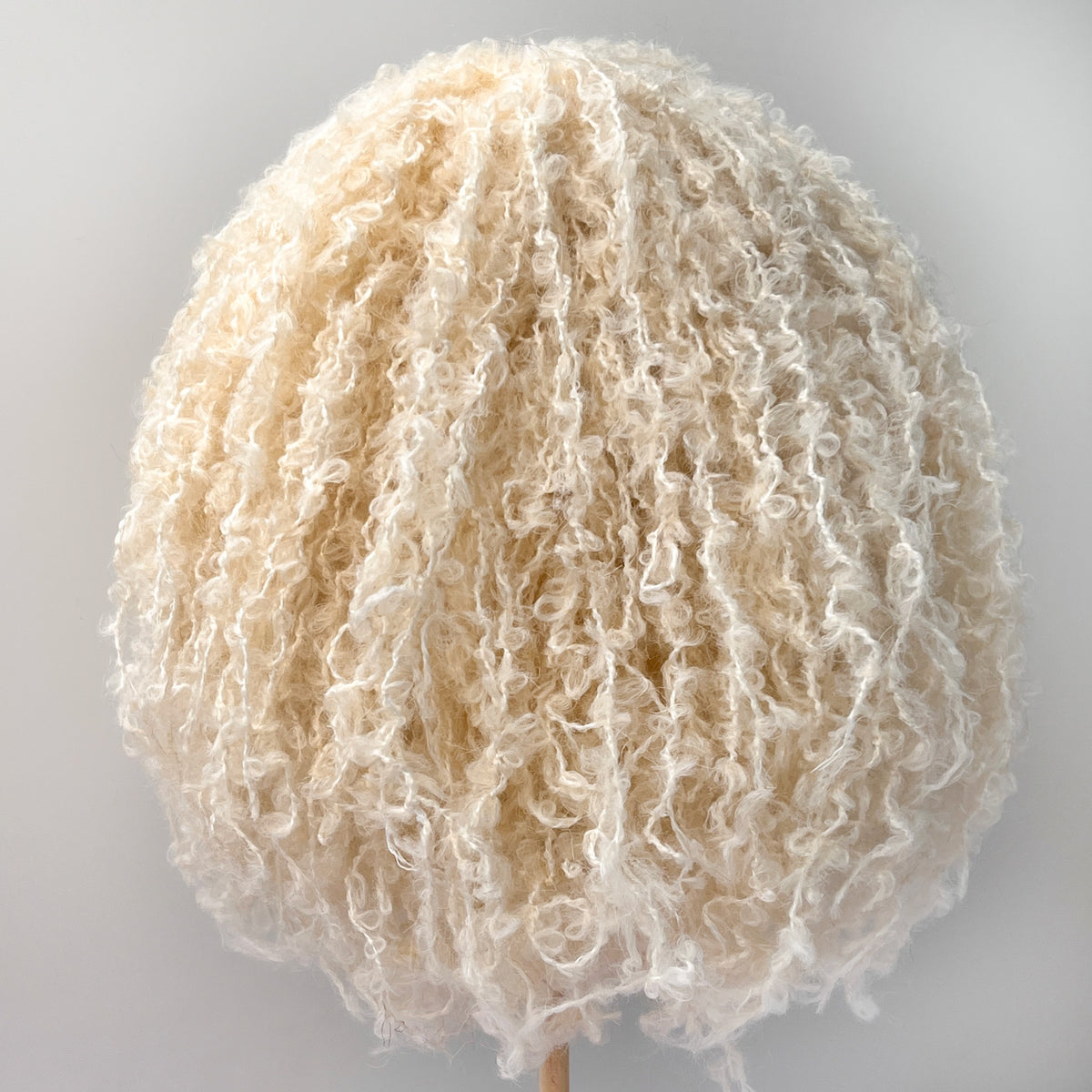 Doll hair-beige